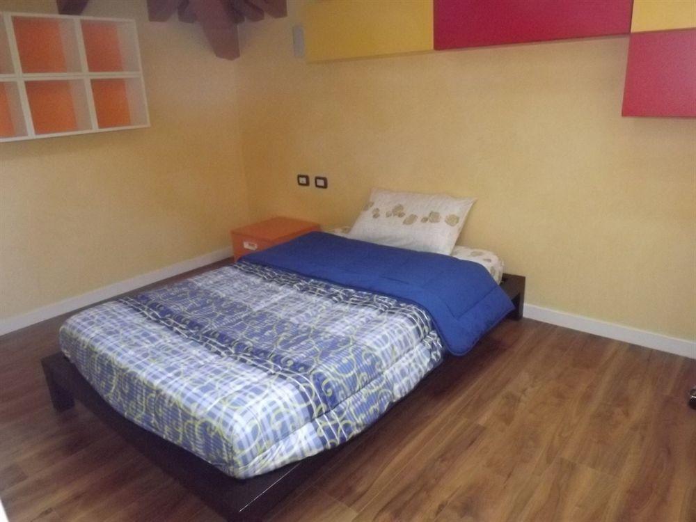 Il Gelsomino Bed and Breakfast Ferno Εξωτερικό φωτογραφία