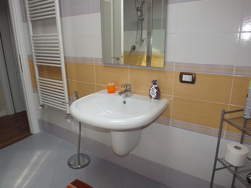 Il Gelsomino Bed and Breakfast Ferno Εξωτερικό φωτογραφία