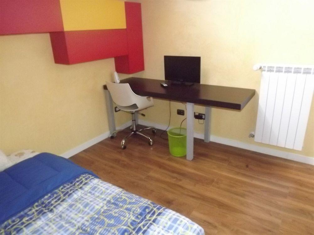 Il Gelsomino Bed and Breakfast Ferno Εξωτερικό φωτογραφία