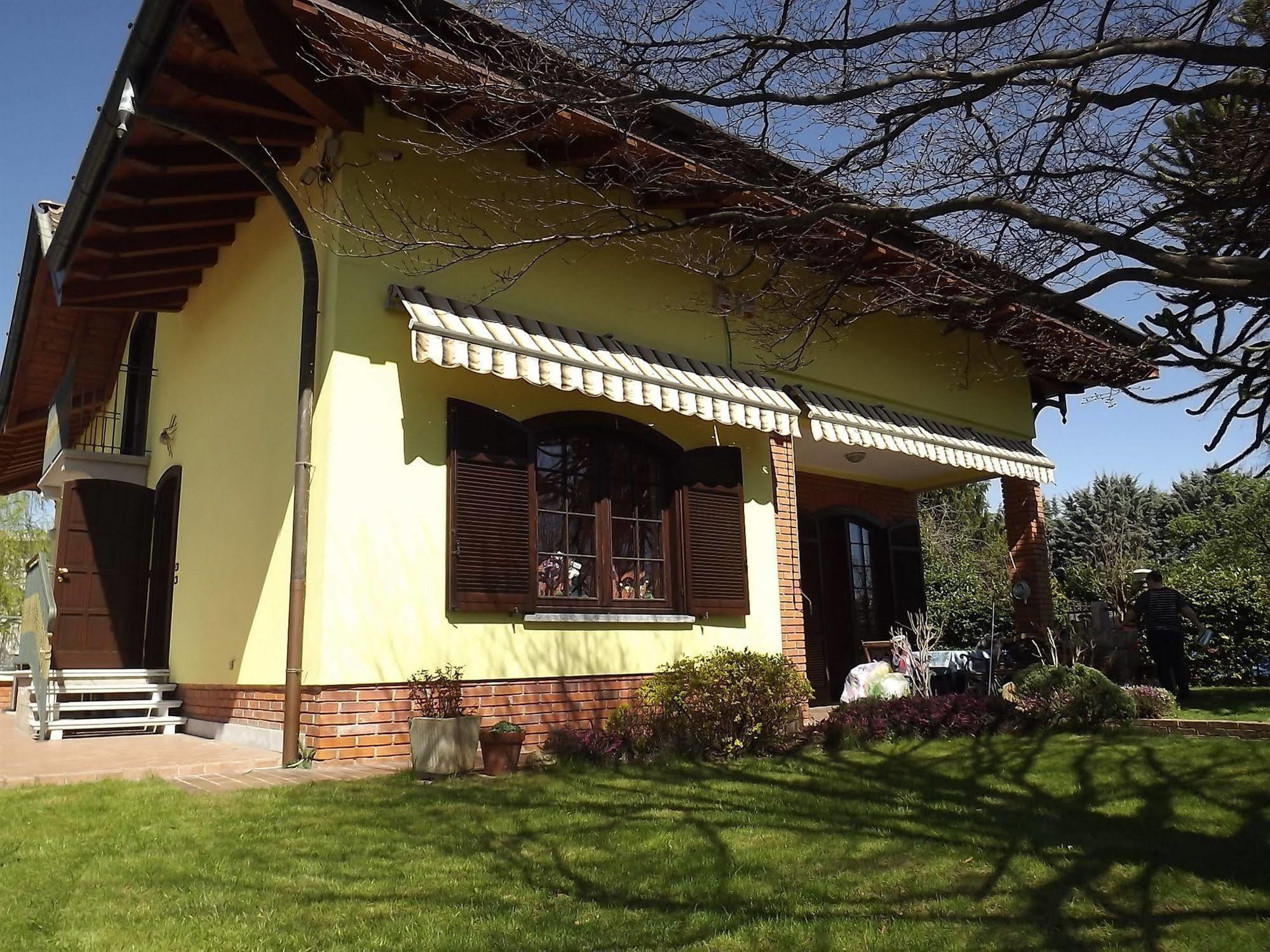 Il Gelsomino Bed and Breakfast Ferno Εξωτερικό φωτογραφία