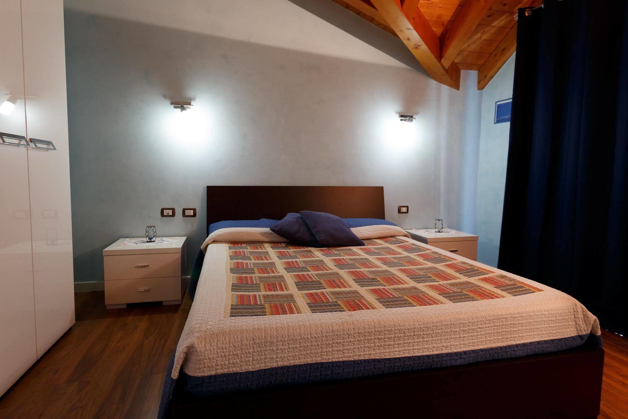 Il Gelsomino Bed and Breakfast Ferno Εξωτερικό φωτογραφία