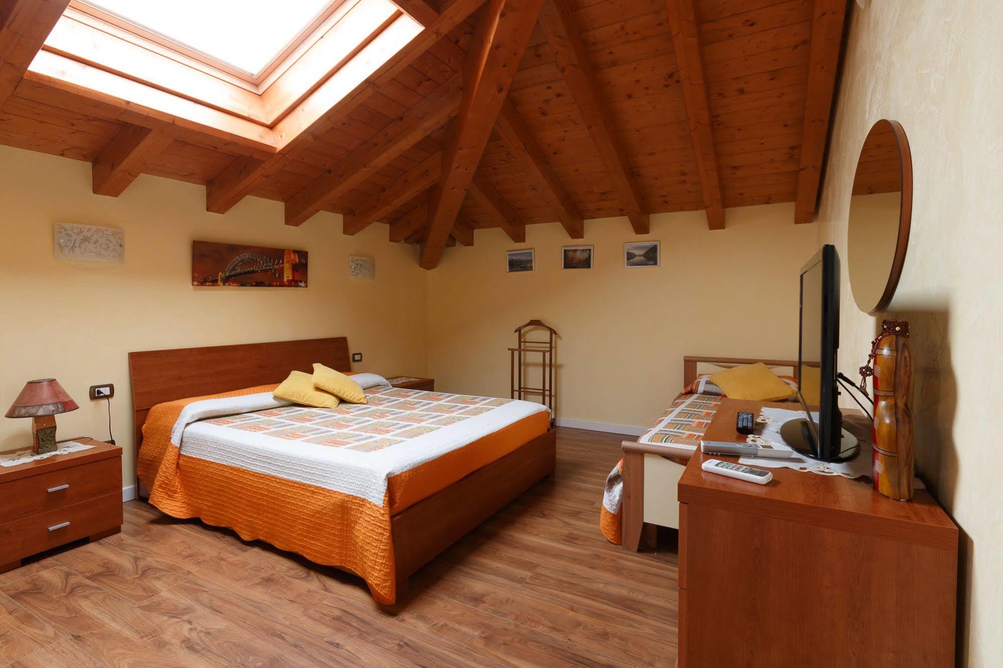 Il Gelsomino Bed and Breakfast Ferno Εξωτερικό φωτογραφία