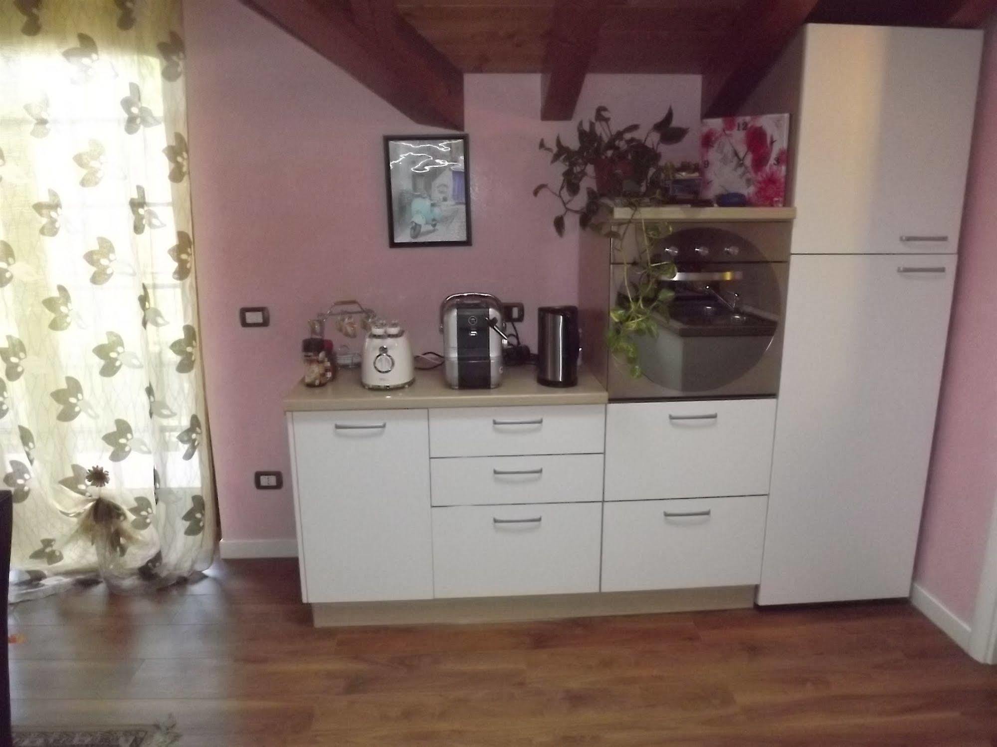 Il Gelsomino Bed and Breakfast Ferno Εξωτερικό φωτογραφία