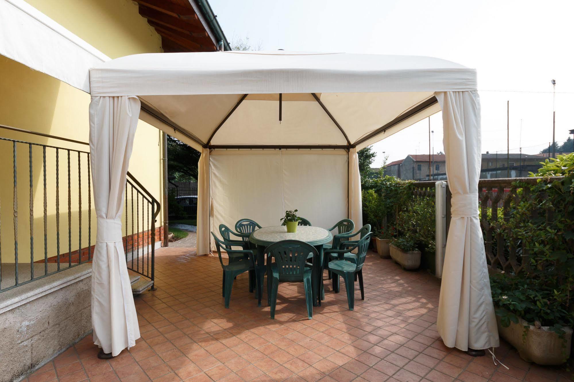 Il Gelsomino Bed and Breakfast Ferno Εξωτερικό φωτογραφία
